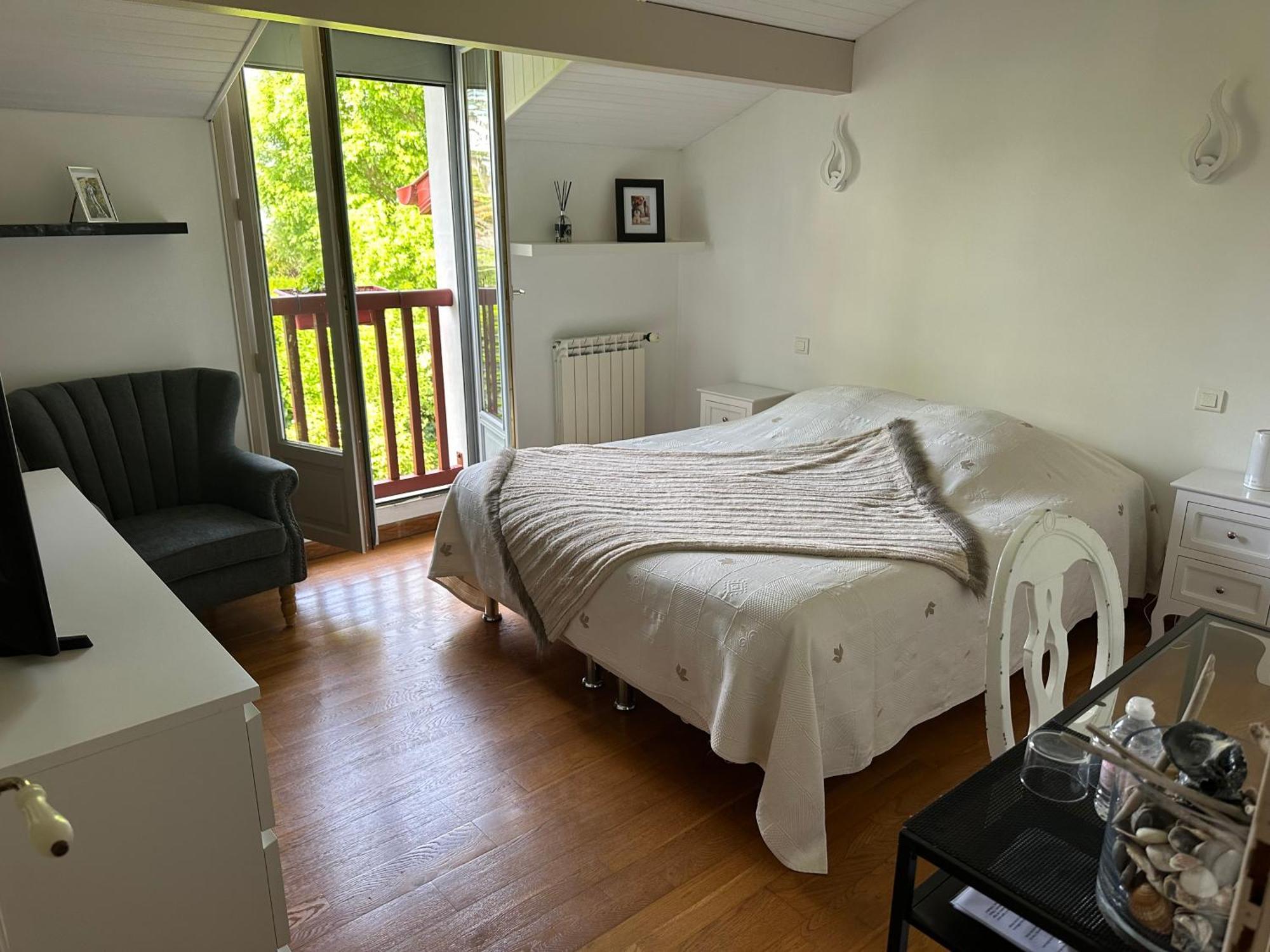 Les Chambres D'Arrauntz 于斯塔里茨 外观 照片