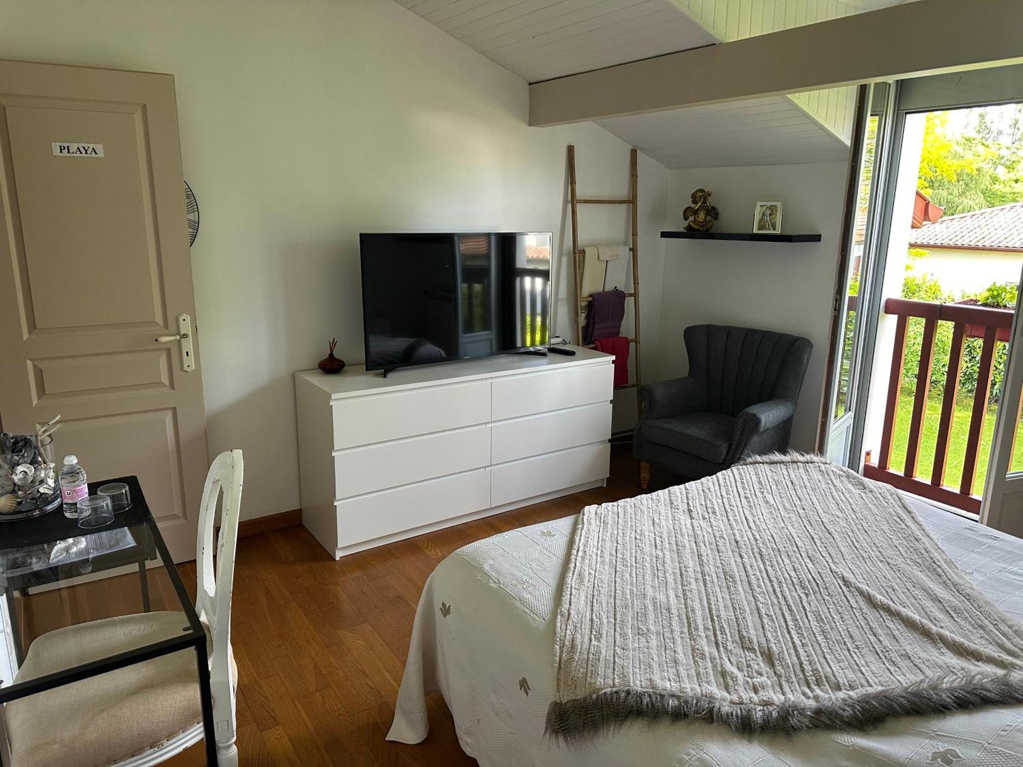 Les Chambres D'Arrauntz 于斯塔里茨 外观 照片